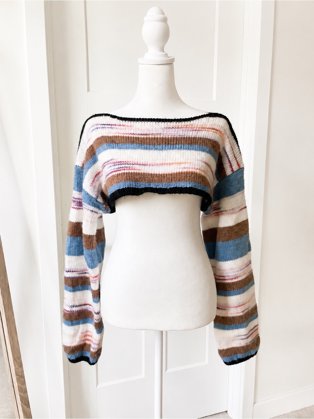 Fashion Nova Striped Cropped Boatneck Sweater in Cream, Blue & Brown